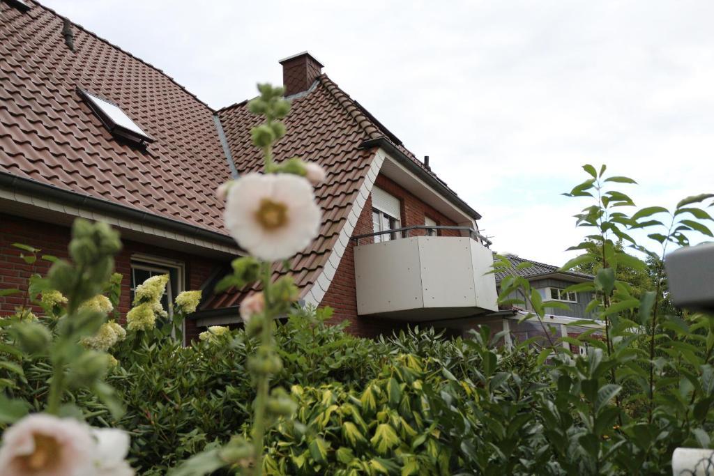 Pension Blumen-Villa Schneverdingen Buitenkant foto